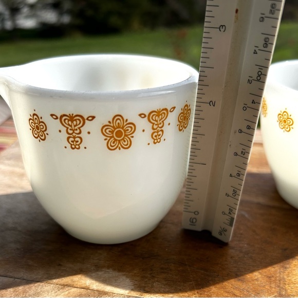 Vintage Corning Pyrex Butterfly Gold Creamer & Open Sugar Milk Glass - Picture 2 of 6